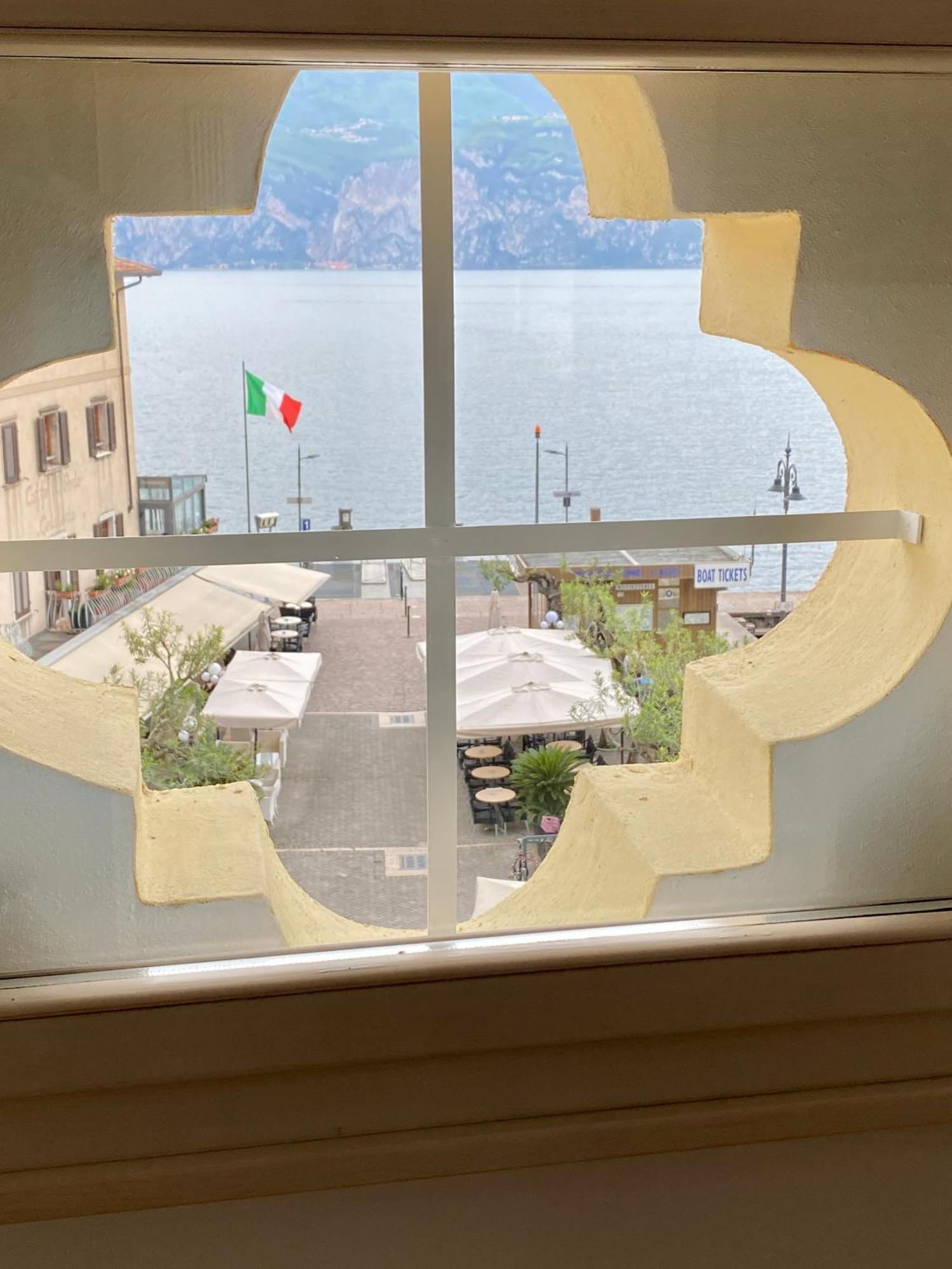 Da Mario Superior Apartment Malcesine Kültér fotó